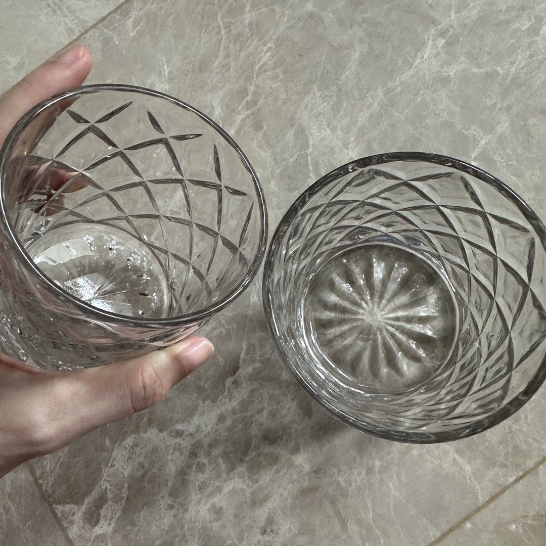 Diamond Cut Whiskey Glasses - Set of 2446883336207083525