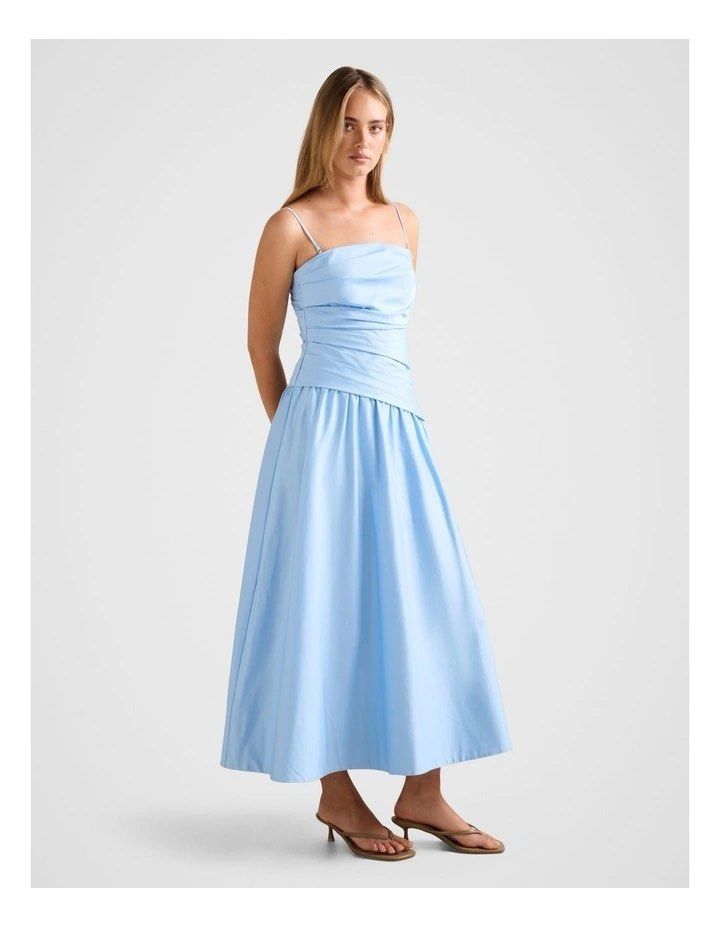Ever New Ashton Ruched Midi Dress (Category: Dresses) located in Cebu City. Submitted by declutteringloved (Listing ID 1430243262, Image 2). Description: 💌 Message me if you have any questions! ✔️ Size US 2 ✔️ Decluttering! ✔️ Straps are removable 💗 ✔️ such a pretty dress, worn only once ✔️ Shipping fee to be shouldered by buyer MOP: ✅ BDO Bank Transfer or GCASH ➖ COD depends MOD: ✅ Within Cebu City - Lalamove or Grab ✅ Outside of Cebu - J&T or