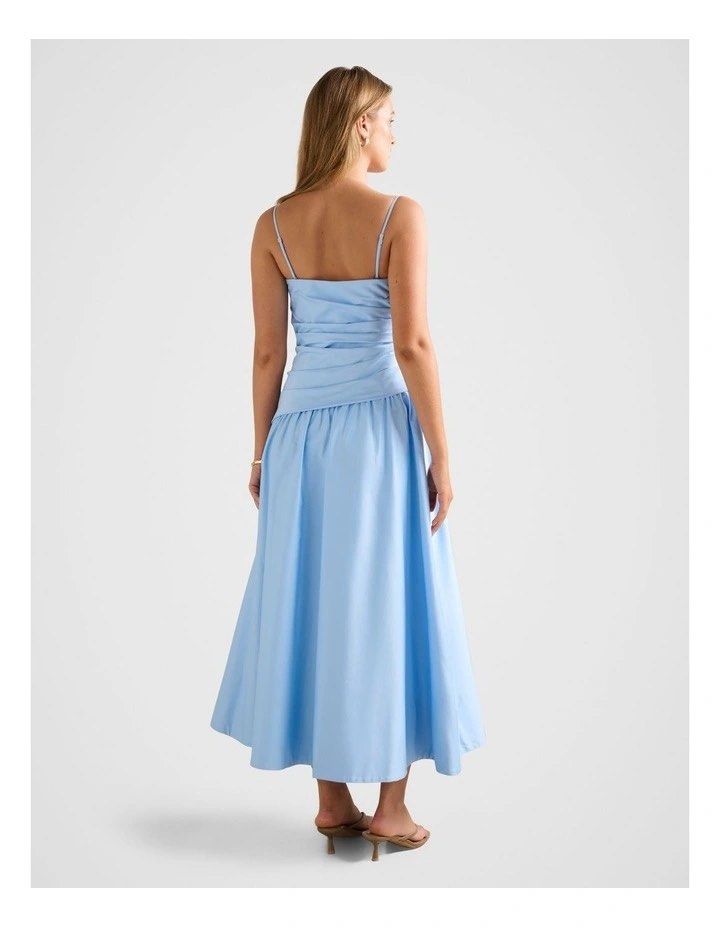 Ever New Ashton Ruched Midi Dress (Category: Dresses) located in Cebu City. Submitted by declutteringloved (Listing ID 1430243262, Image 3). Description: 💌 Message me if you have any questions! ✔️ Size US 2 ✔️ Decluttering! ✔️ Straps are removable 💗 ✔️ such a pretty dress, worn only once ✔️ Shipping fee to be shouldered by buyer MOP: ✅ BDO Bank Transfer or GCASH ➖ COD depends MOD: ✅ Within Cebu City - Lalamove or Grab ✅ Outside of Cebu - J&T or