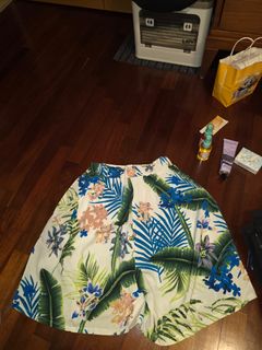 (Category: ) located in . Submitted by editorscloset (Listing ID 1430329332, Image 1). Description: .