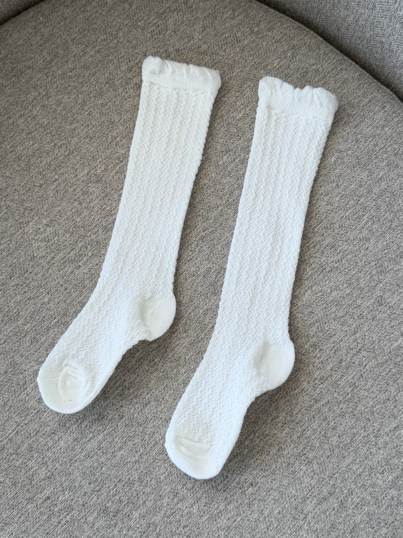 For Baby - White Knee High Socks (Category: Socks & Tights) located in Makati City. Submitted by preloveditems_8 (Listing ID 1430265791, Image 1). Description: .