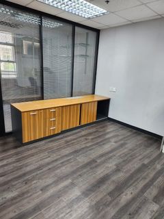（分類：）位於 。 由 ashyjanet 提交（商品編號 1430319402，圖片 1）。簡介： 。