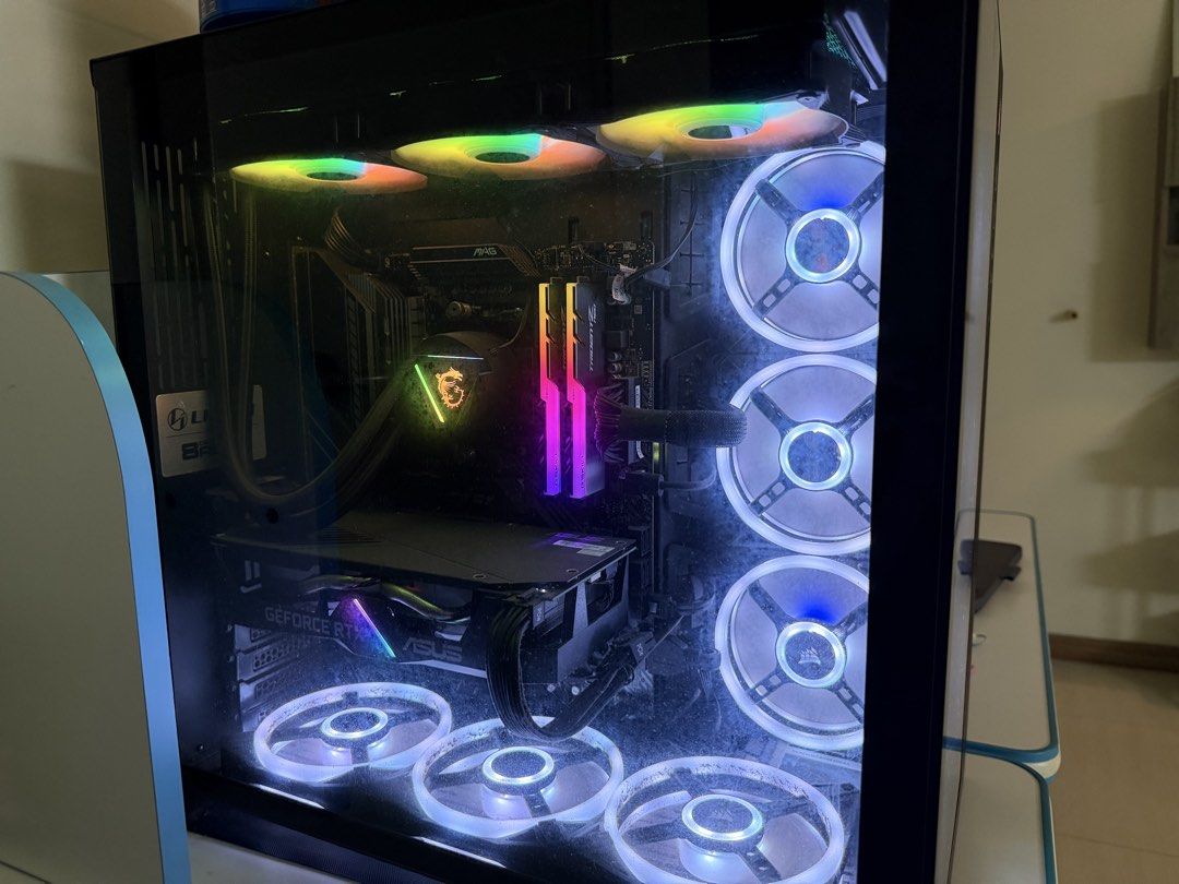 Gaming PC with ASUS RTX 2060419580800978790400