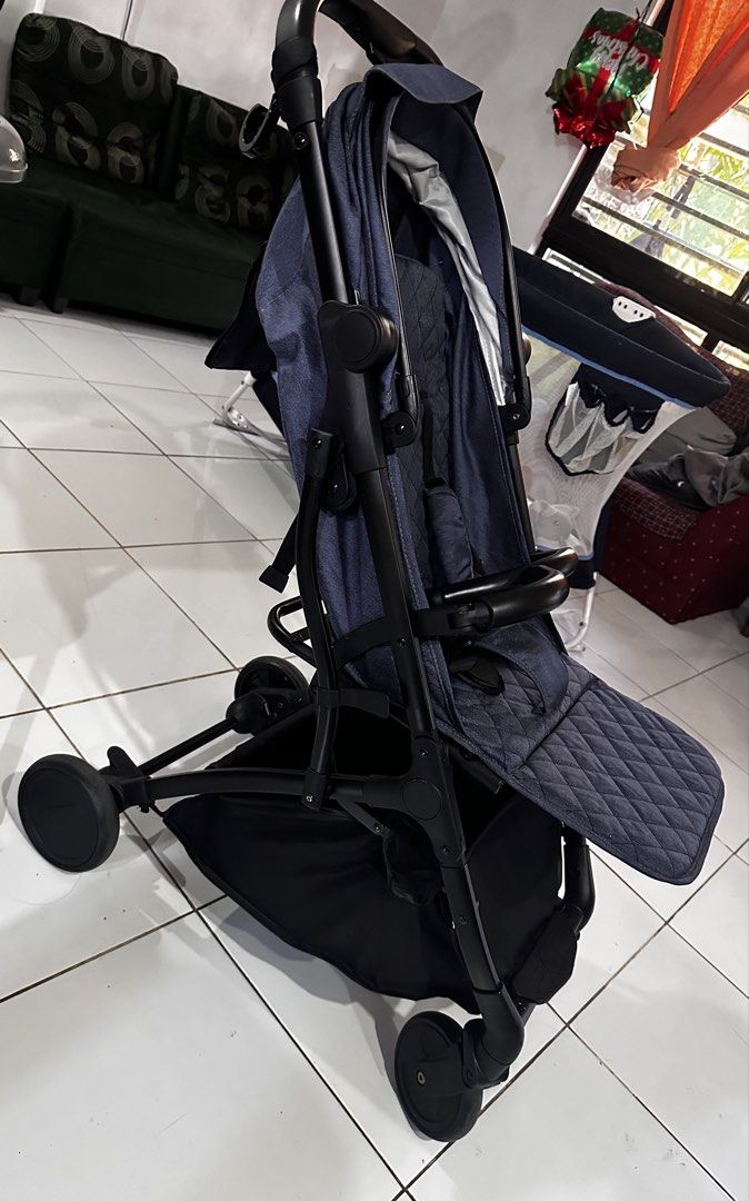 German Engineered Stroller - Navy Blue (Category: Strollers) located in Cavite. Submitted by nikki.nuer (Listing ID 1430269888, Image 2). Description: Almost new stroller bought for 6k at landmark last Nov 2025 bag included no issues rfs outgrown Tagaytay location sf shouldered by the buyer no return no exchange.