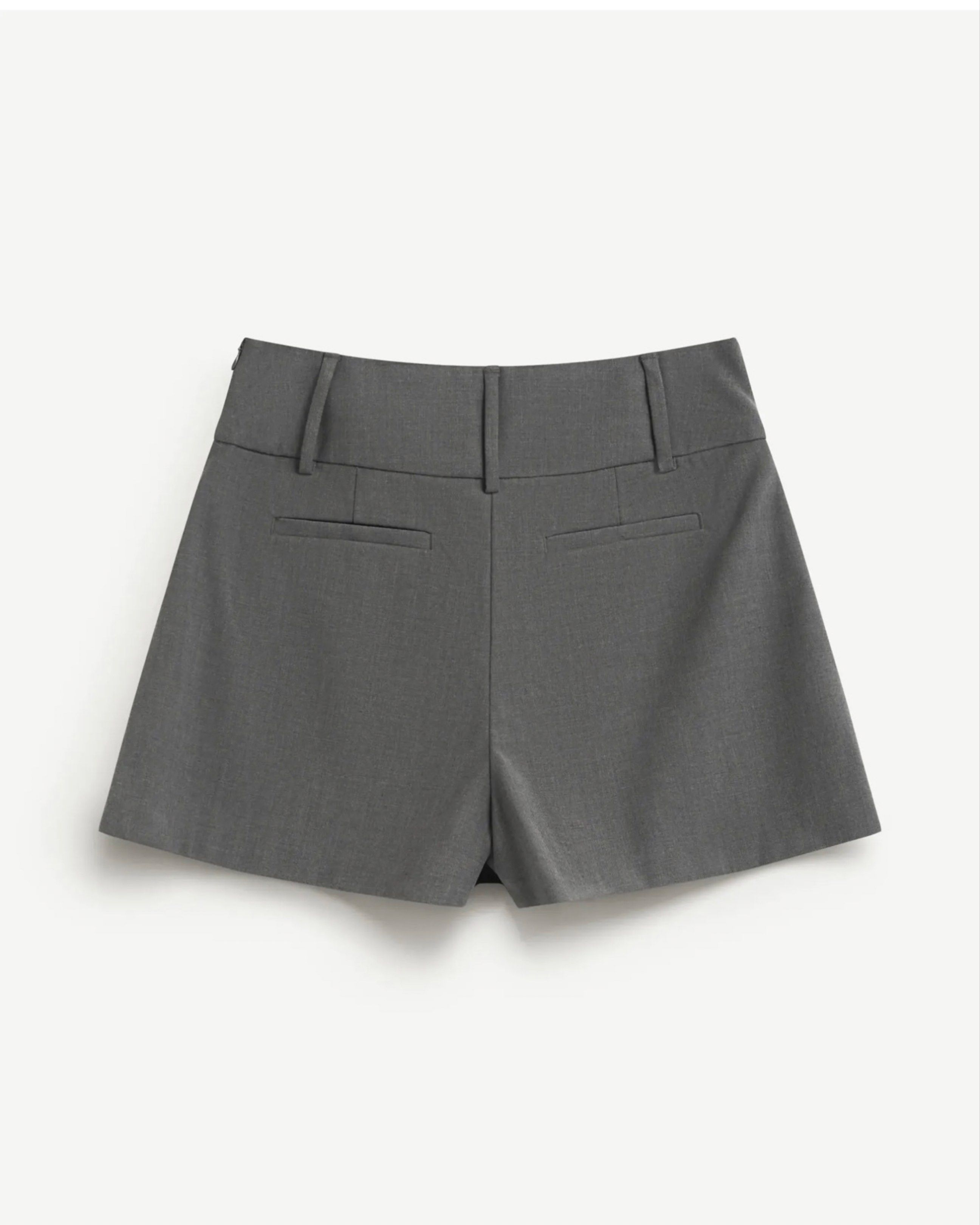 Grey A-line Pleated Skorts (Category: Shorts) located in Quezon City. Submitted by mikaaaaachu (Listing ID 1430376601, Image 2). Description: Vietnam bought skorts Brand: Routine Size Large on tag Actual pictures on last 2 pics.