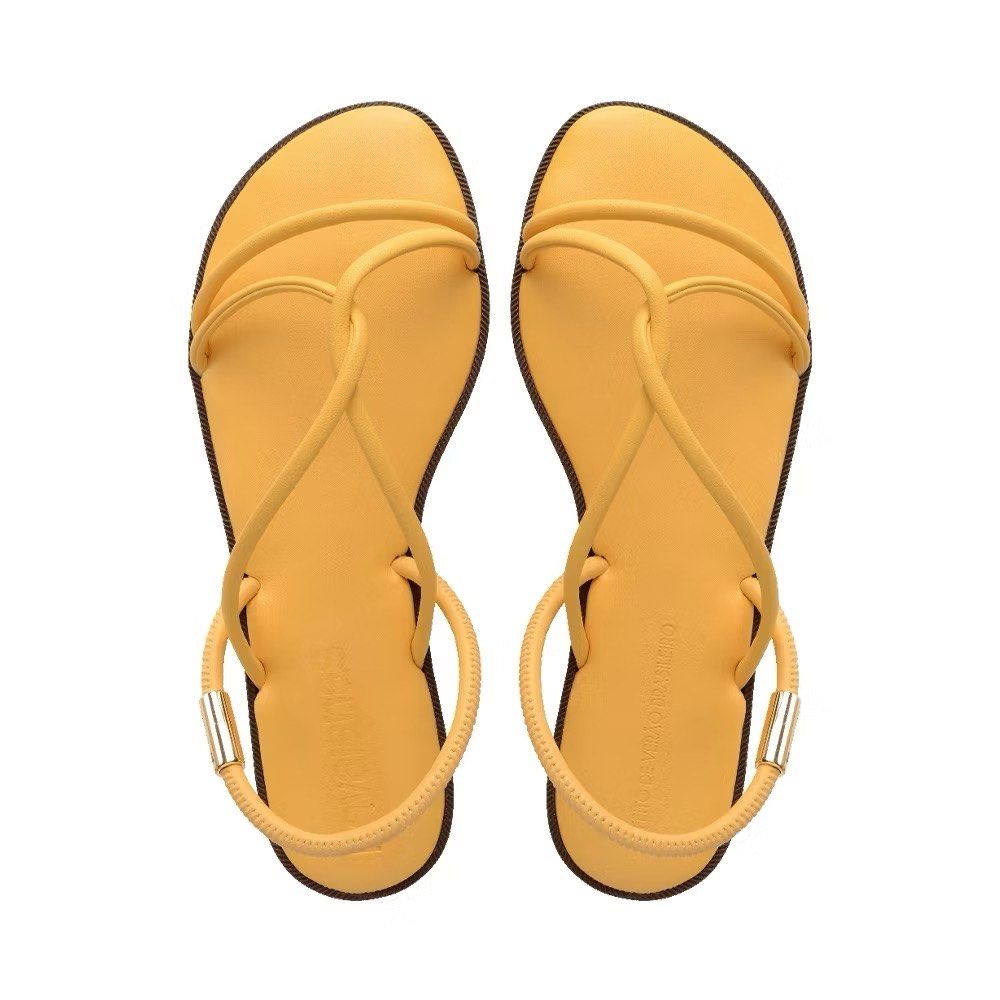 Havaianas Sandals Una Manga Caja Yellow (Category: Flats & Sandals) located in Manila. Submitted by decluttrix (Listing ID 1430321271, Image 1). Description: Brand New!!! Wrong size .