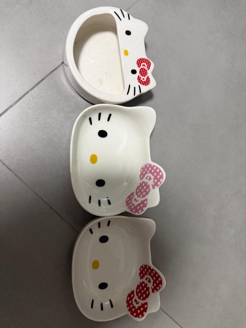 Hello Kitty Ceramic Bowls Set