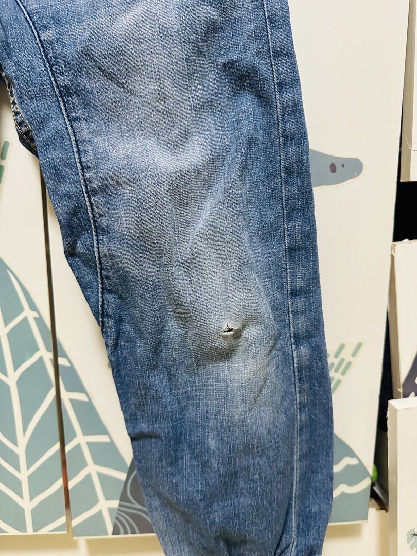 H&M Soft Denim Jogger Jeans 6Y (Category: Babies & Kids Fashion) located in General Trias. Submitted by Mikhails_Shop (Listing ID 1430361933, Image 2). Description: General Trias J&T Payment First.