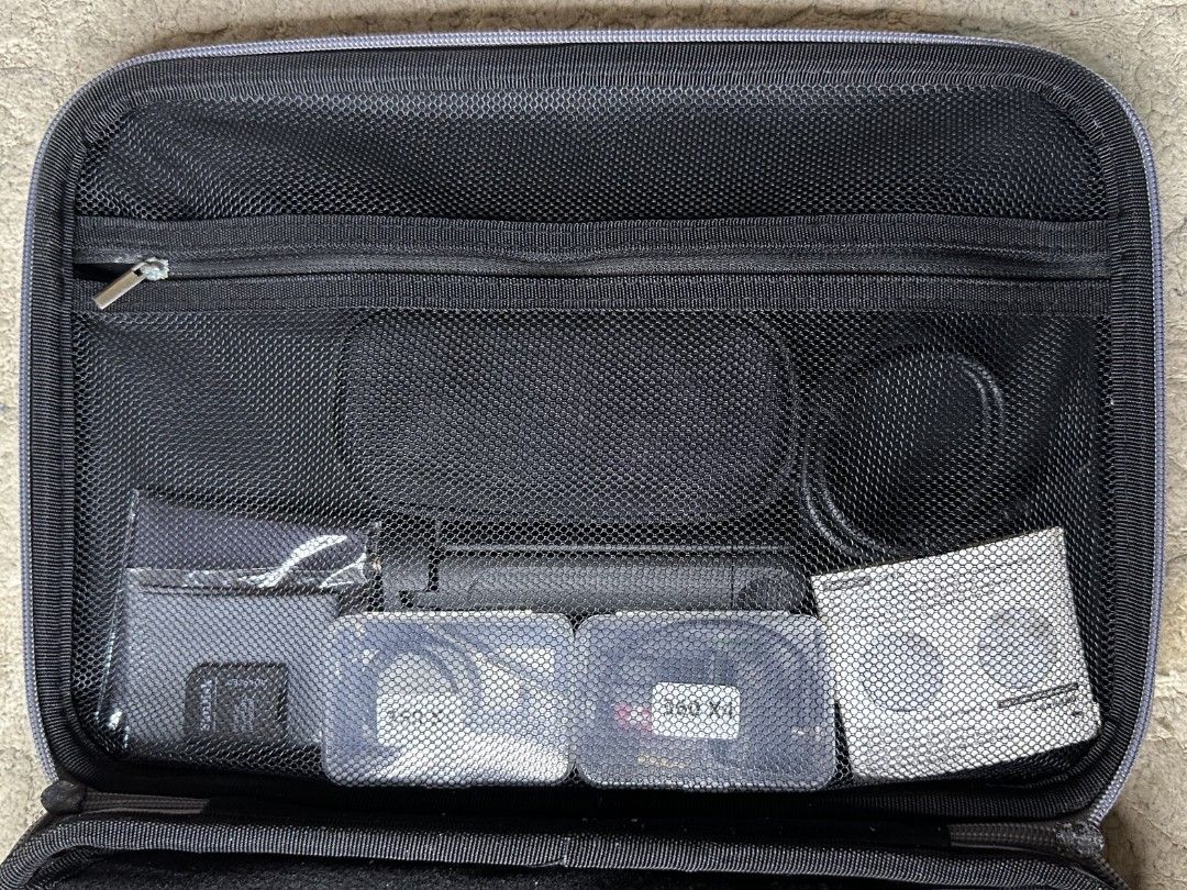 Insta360 X4 Bundle (Category: Cameras) located in Angeles City. Submitted by tan.sofiaa (Listing ID 1430245120, Image 3). Description: Insta360 x4 All original Insta360 accessories and Cynova charging hub and carrying case P30,990 - Insta360 x4 P6850 - Cynova charging hub with x2 extra Insta360 battery P5850 - Diving case P4500 - 3m selfie stick P2770 - Bullet time selfie stick P1924 - Triple suction car mount P1400 - Original 128gb Sandisk V30 P