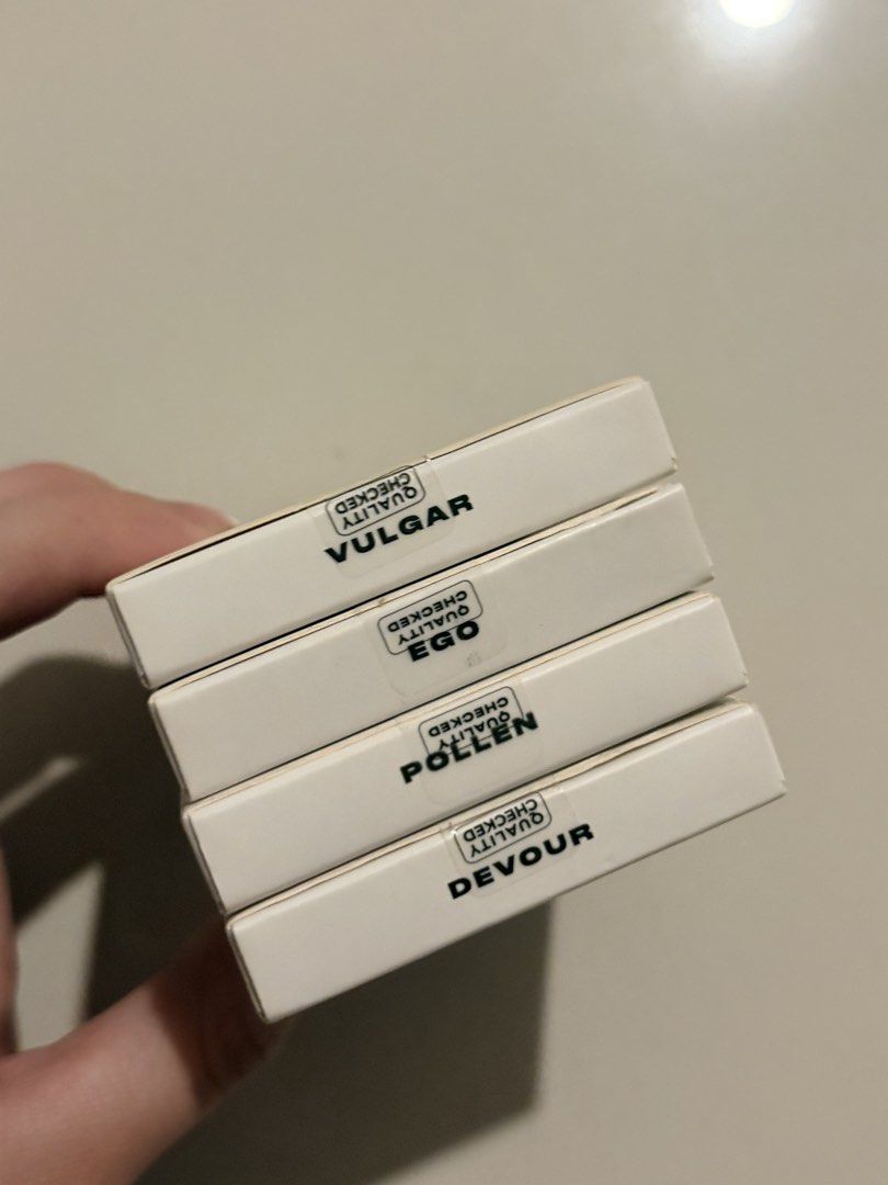 issy pressed velvet insert blush eyeshadow bronzer contour (Category: Makeup) located in Manila. Submitted by wonbaerry (Listing ID 1430364063, Image 2). Description: NOT FOR SALE ! ⭐️ free with any purchase ⭐️ never been used or opened feel free to ask for more details ^___^.