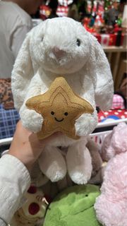 (Category: ) located in . Submitted by fuzzieblooms_ (Listing ID 1430249945, Image 1). Description: .
