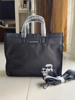 (Category: ) located in . Submitted by bagclosets (Listing ID 1430278531, Image 1). Description: .
