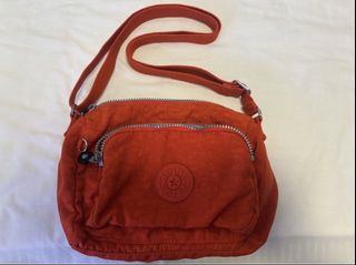 （分類：）位於 。 由 lilyyyyyyyyyyyyyyy 提交（商品編號 1430279031，圖片 1）。簡介： 。