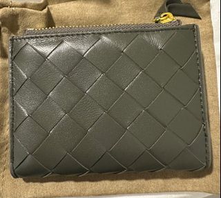 (Category: ) located in . Submitted by ysl1411 (Listing ID 1430346916, Image 1). Description: .