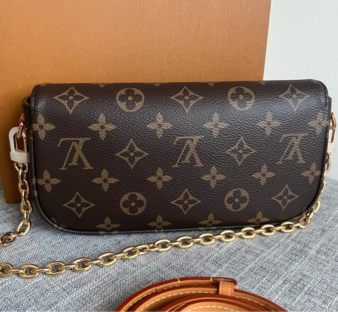 Louis Vuitton Ivy in Monogram (Category: Luxury Bags & Wallets) located in Pasig City. Submitted by declutterwithme11 (Listing ID 1430296797, Image 2). Description: - Super HQ. Still brand new - Microchipped - Condition: 10/10 - 2-way: 1 gold chain and 1 adjustable strap - Complete inclusions: With dust bag and booklet I won’t accept returns and refunds, so please triple check the item before buying. DM me for more detailed photos..