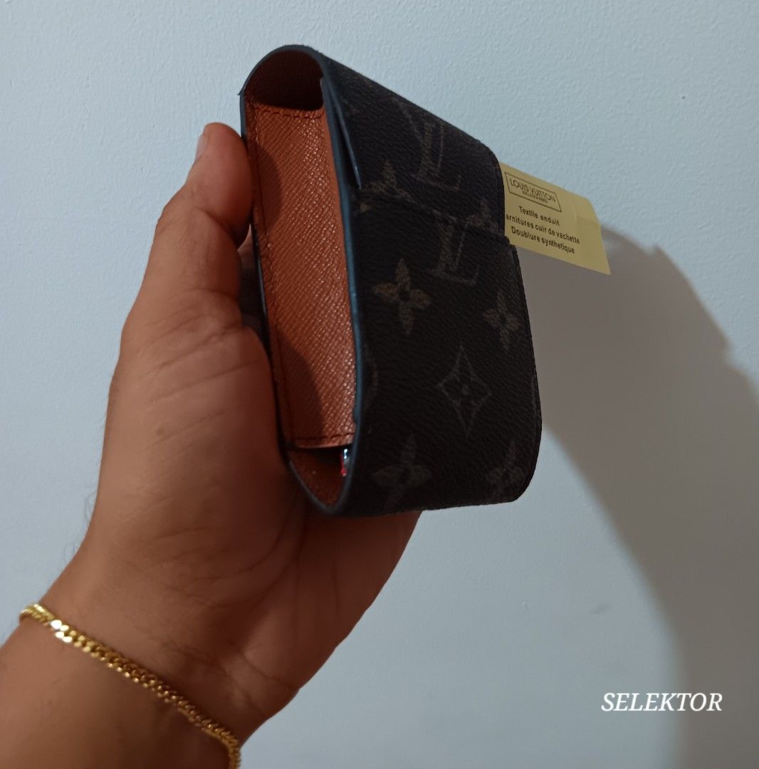 Louis Vuitton Monogram Cigarette Case (Category: Luxury Bags & Wallets) located in Dauis. Submitted by udenglegaspi (Listing ID 1430251187, Image 3). Description: Authentic Louis Vuitton Monogram cigarette case. Features the iconic LV monogram pattern. The interior is a tan color with the Louis Vuitton Paris stamp. Includes a product tag. Made in France..