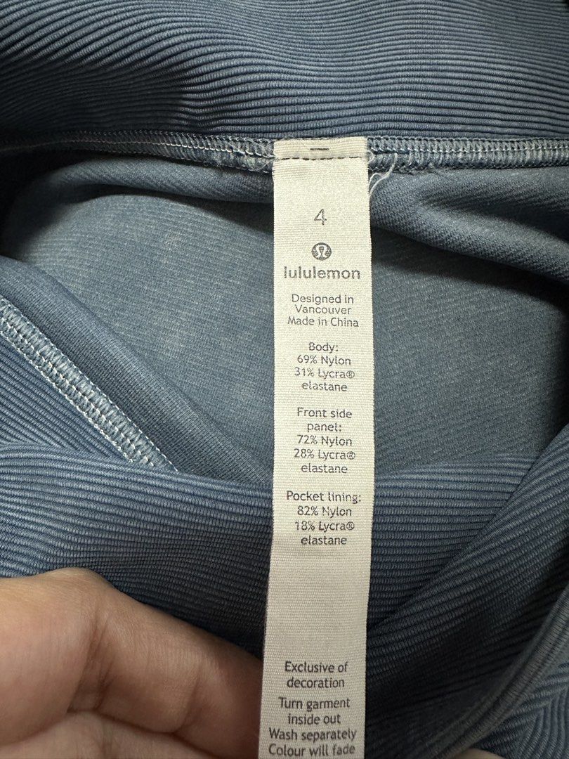 Lululemon Leggings (Category: Activewear) located in Quezon City. Submitted by mihoho13 (Listing ID 1430358692, Image 3). Description: .