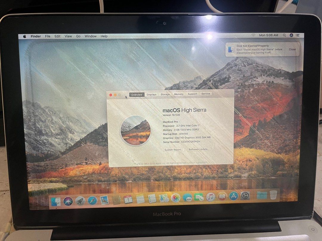 MacBook Pro 2011420592900983367681