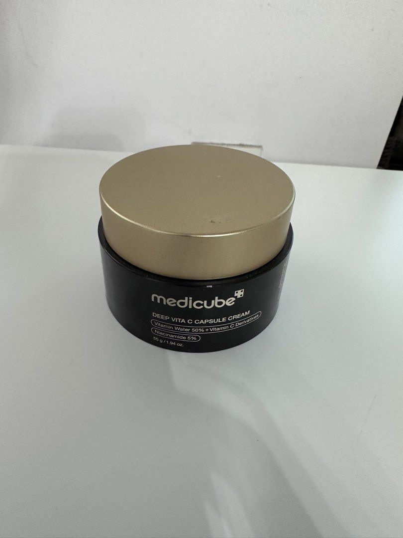 Medicube Deep Vita C Capsule Cream (Category: Face Care) located in Taguig. Submitted by gabitems (Listing ID 1430302432, Image 3). Description: Used twice only Expiration: April 15, 2028 Bought on: December 2025 in South Korea Medicube Deep Vita C Capsule Cream 5% Niacinamide 55g / 1.94 oz..
