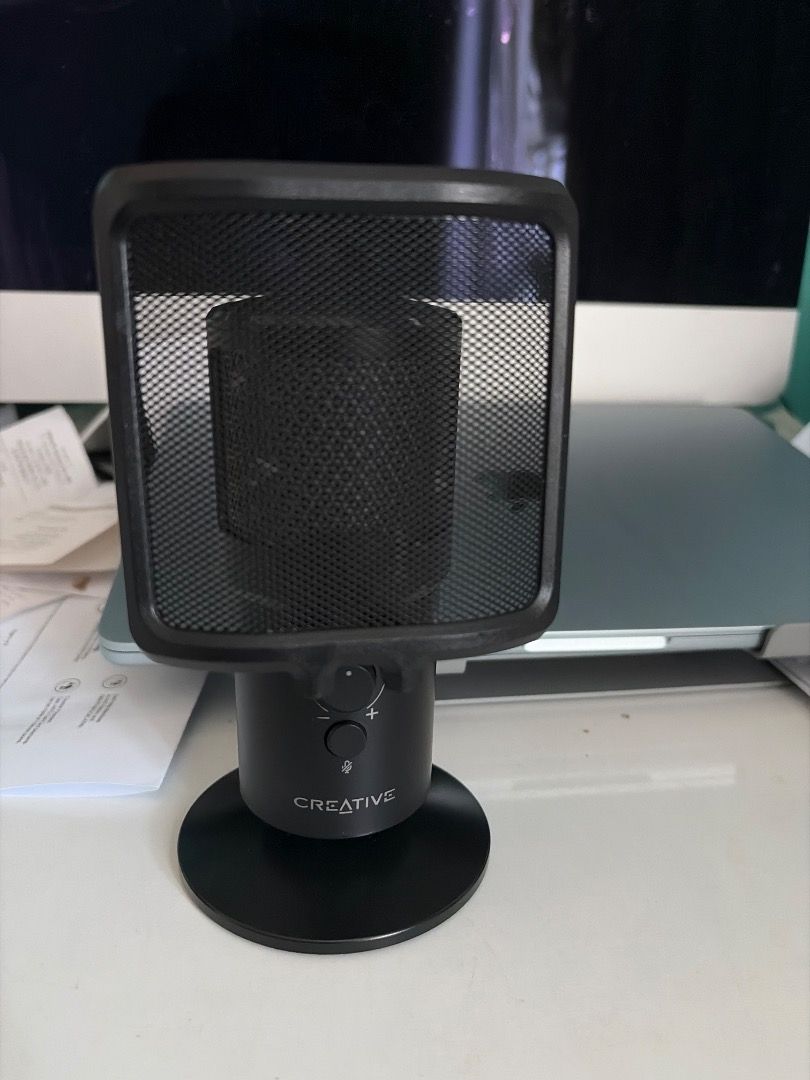 Mic423324891858882560