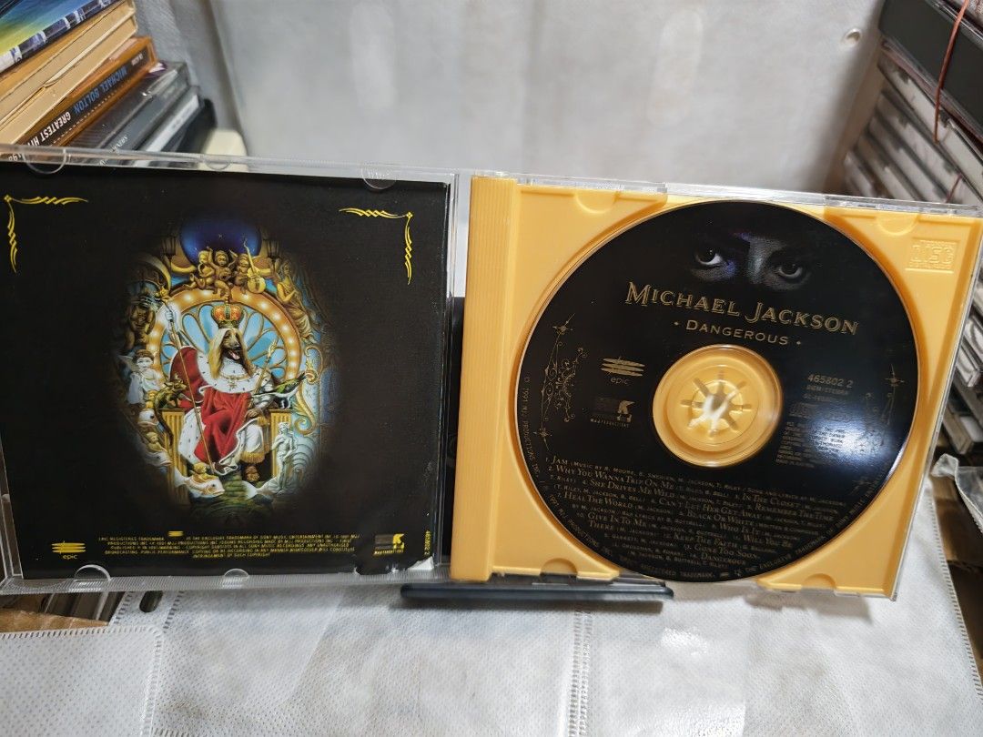 Michael Jackson - Dangerous CD, Hobbies & Toys, Music & Media, CDs