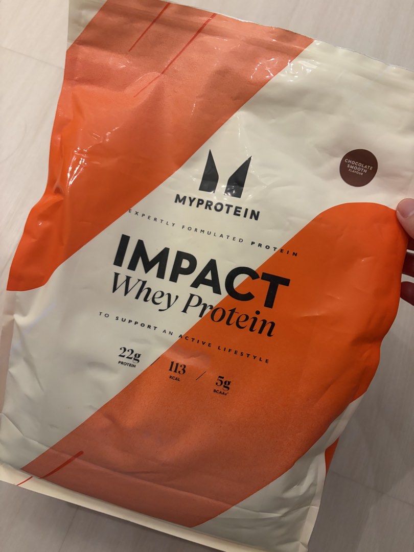 Myprotein Impact Whey Protein - Chocolate Smooth, Health & Nutrition ...