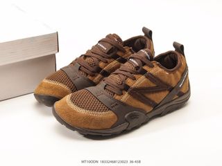 (Category: ) located in . Submitted by outlet_sneakers_shop (Listing ID 1430277005, Image 1). Description: .
