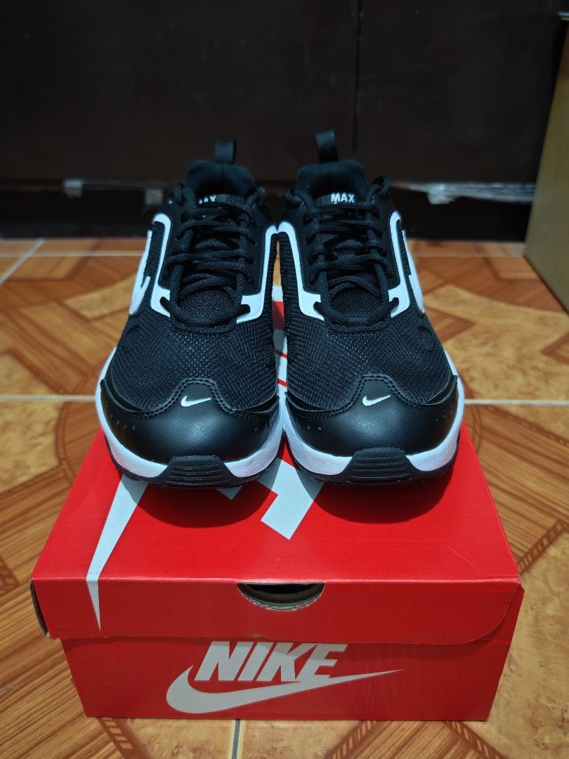 Nike Air Max AP 10us (Category: Sneakers) located in Malabon City. Submitted by daywalker14 (Listing ID 1430262960, Image 3). Description: For sale Only Nike Air Max AP 10us for only P 2300 Mall Price is 5k+ Condition *Brandnew. *Authentic Location Malabon City .