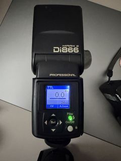 （分類：）位於 。 由 redbulllemontea 提交（商品編號 1430290765，圖片 1）。簡介： 。