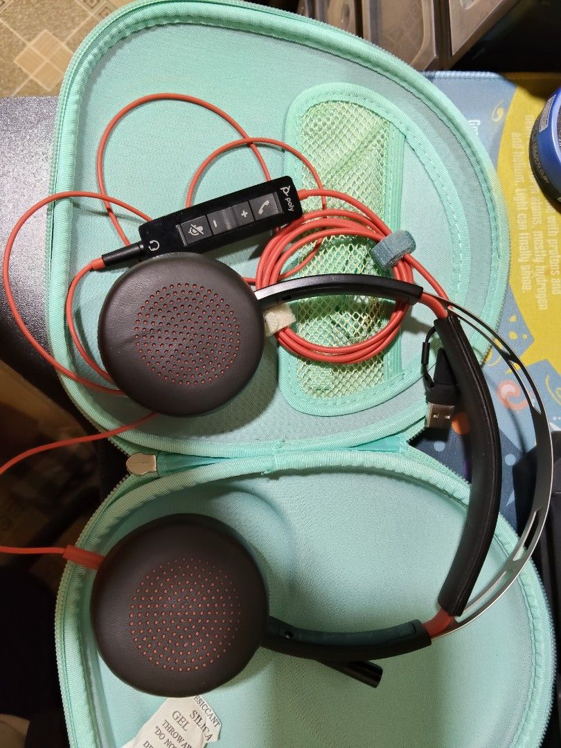 Poly Blackwire 5220 Corded USB Headset (Category: Headphones & Headsets) located in Taguig. Submitted by jerick_67576 (Listing ID 1430325449, Image 2). Description: Original Price at 5,800 PHP Poly Blackwire 5220 is a corded USB headset with active noise canceling. It features -Fi stereo sound and 3.5mm AUX connectivity. It has USB Type-C/A connectivity options. The headset is designed for comfort and easy call management with inline controls. It