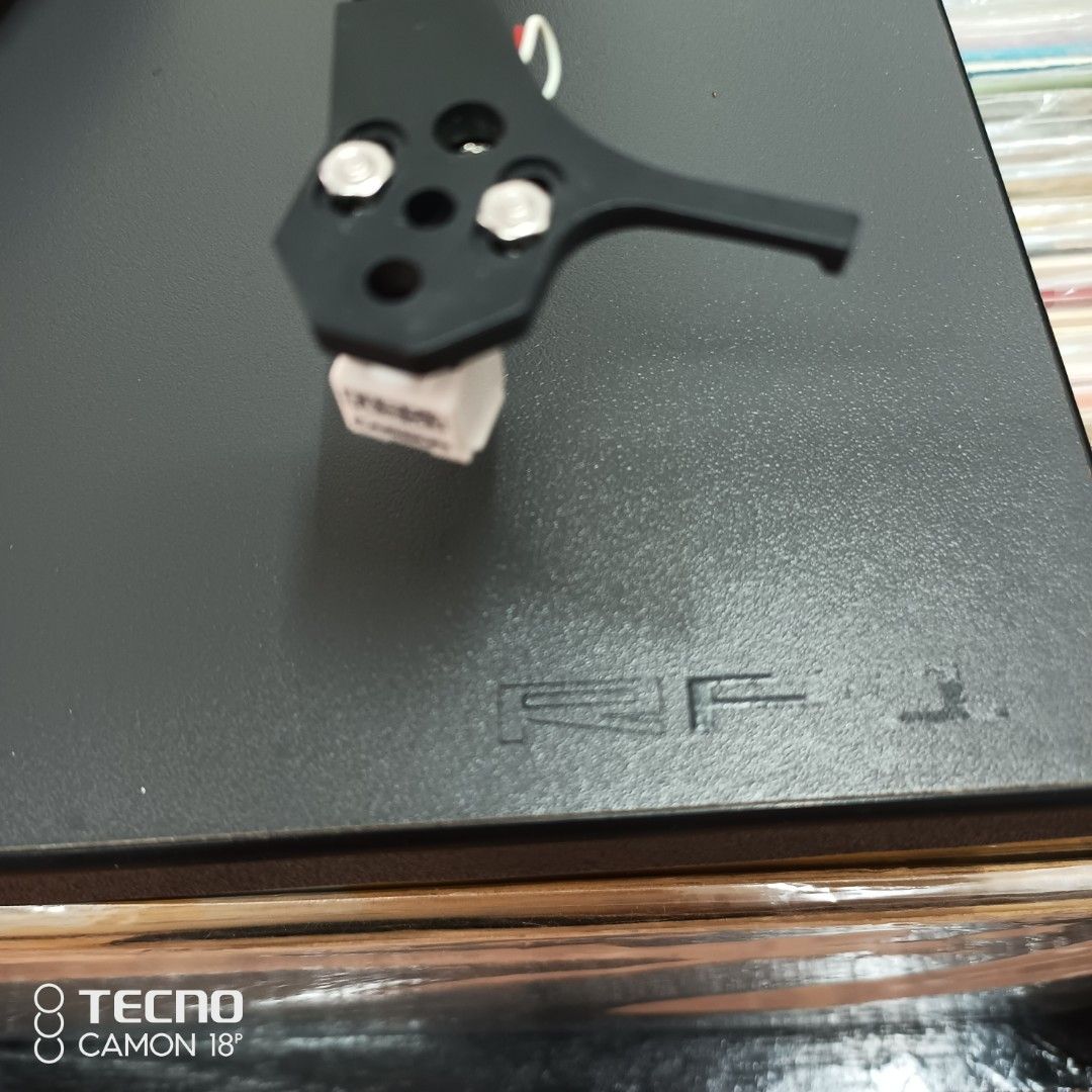 Rega Turn Table (Category: Portable Music Players) located in Navotas City. Submitted by carou00087 (Listing ID 1430390608, Image 2). Description: For Sale Rege RP 1 Turn Table Verygood Running Condition Complete with Stylus issue cover hindi na nakakabit naputol na pero may cover madin For only 8,500.