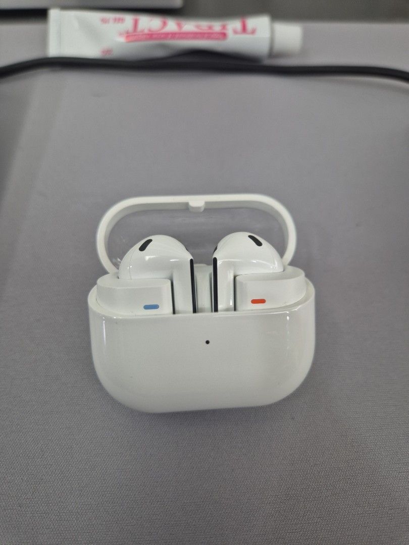 Samsung buds 3