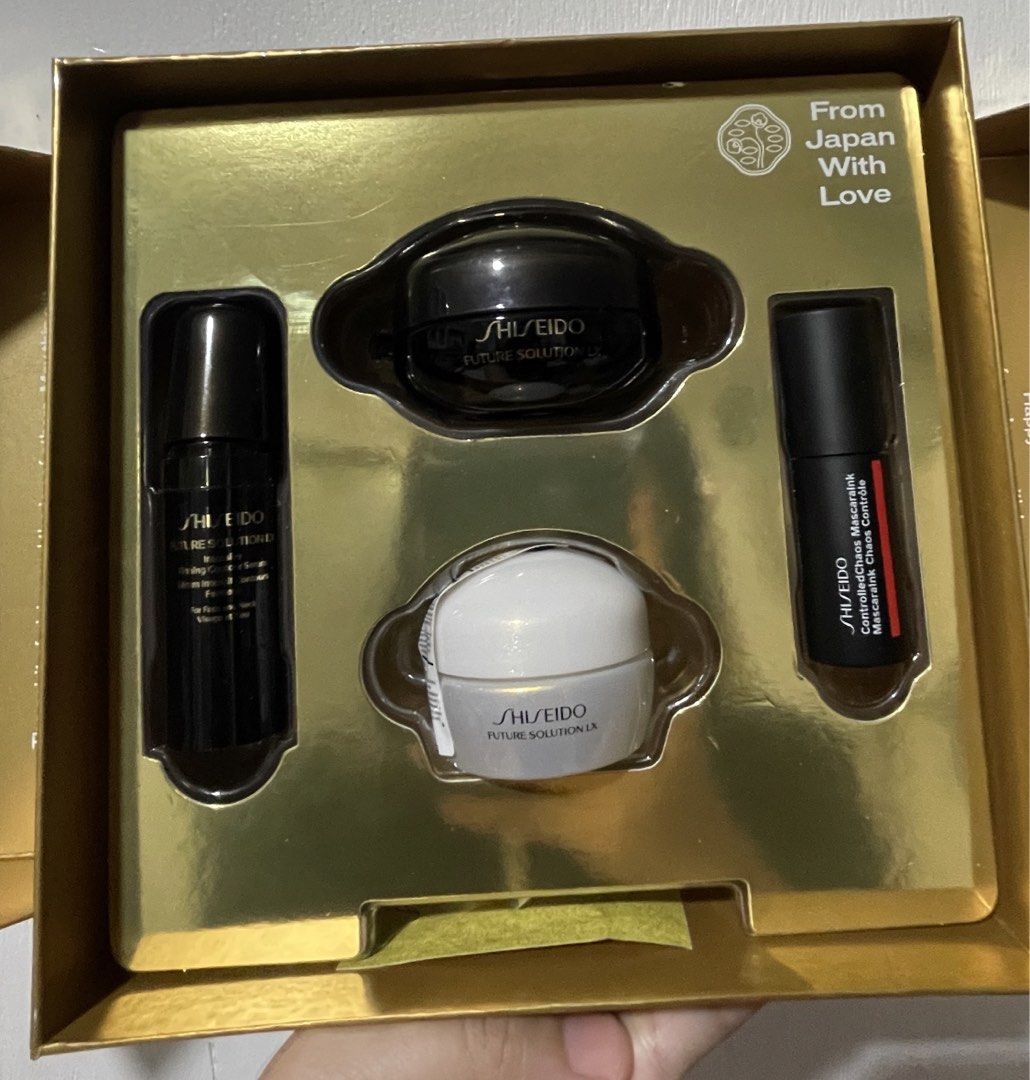 Shiseido Future Solution LX Ageless Eye Luxuries Set (Category: Face Care) located in Quezon City. Submitted by crystalmixeditems (Listing ID 1430308913, Image 2). Description: Wala na yung color white. You can make an offer sa price :) .