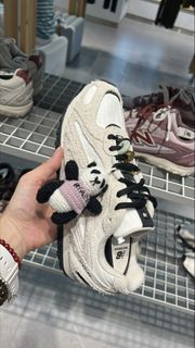 (Category: ) located in . Submitted by tryout_shop (Listing ID 1430371937, Image 1). Description: .