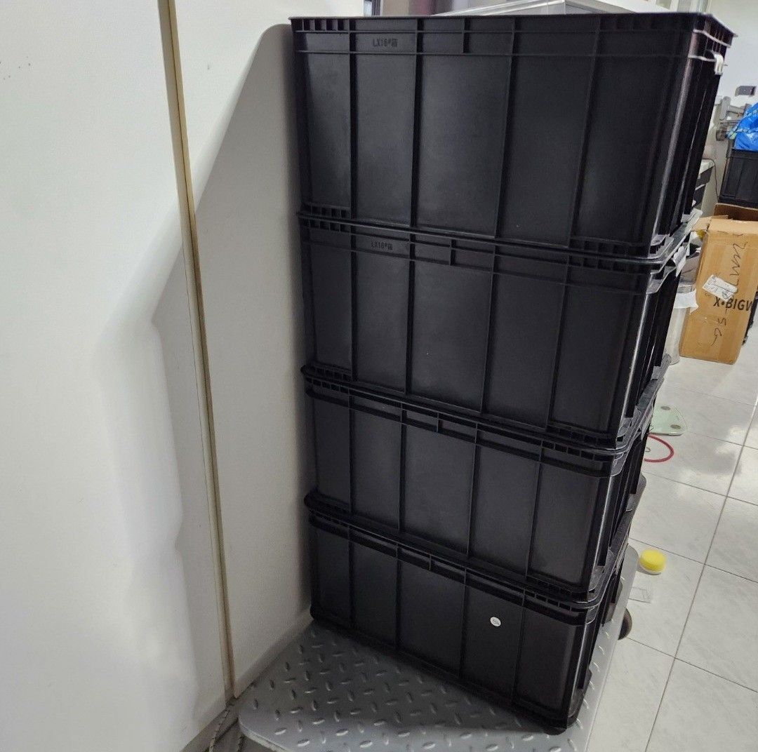 Stackable Black Storage Crates (Category: Storage Boxes & Baskets) located in Singapore. Submitted by ladybossgadgets (Listing ID 1430399077, Image 1). Description: Set of stackable black storage crates. Perfect for organizing your home or office. Great for storing various items. Selling as a set..