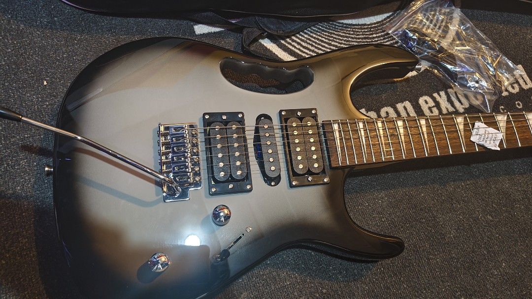 Thomson Electric Guitar with Case jem (Category: Musical Instruments) located in Pasig City. Submitted by tupriomichaeljohn (Listing ID 1430247194, Image 3). Description: paubos pm 4k only.