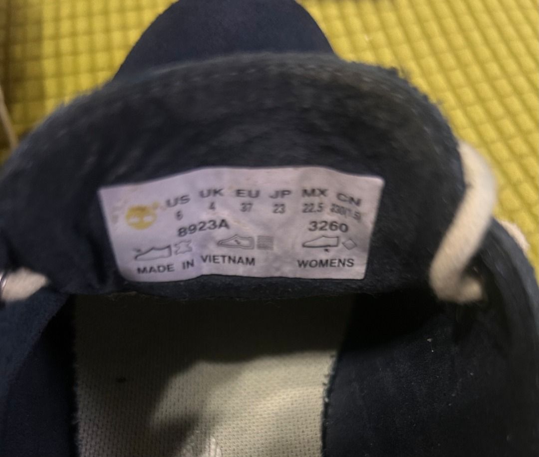 Timberland Navy Blue Suede Shoes (Category: Sneakers) located in Paranaque City. Submitted by swiftarrow2026 (Listing ID 1430339271, Image 2). Description: Timberland navy blue suede shoes. The model number is 8923A. Designed for women..