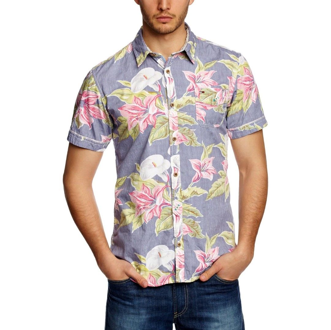 Tommy Hilfiger Summer Button-down (Category: Tshirts & Polo Shirts ) located in Bacolod City. Submitted by bt_ph (Listing ID 1430233461, Image 2). Description: Authentic Size: Medium Dimensions: 20.5 x 29 in. .