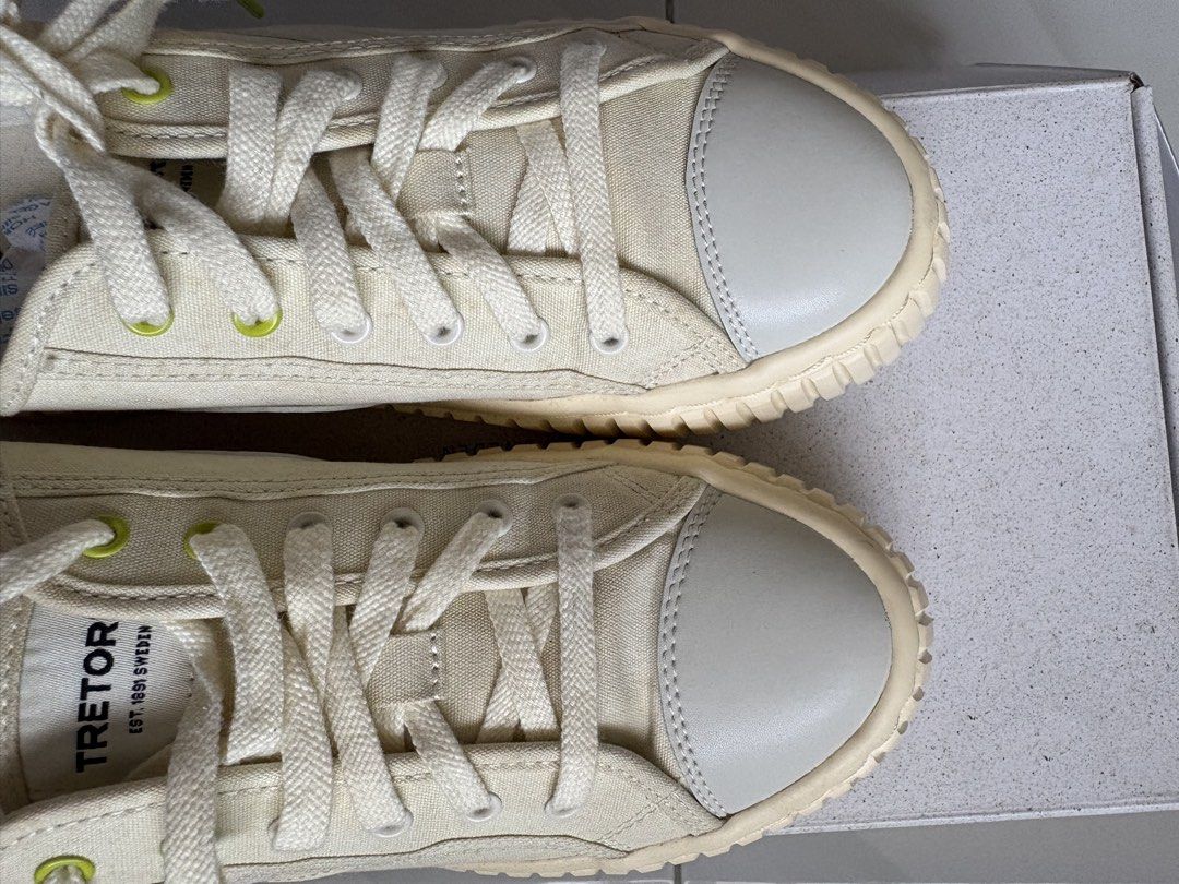 Tretorn Campos OG Lite Afterglow Sneakers (Category: Sneakers) located in San Mateo. Submitted by hihelloida (Listing ID 1430282903, Image 3). Description: Tretorn Campos OG Lite Size: US 7 womens 25 cm (can fit size 8 womens) Only used twice. just stuck in the shoe cabinet Condition: Very good. Sole not worn out. Complete with box and tag .