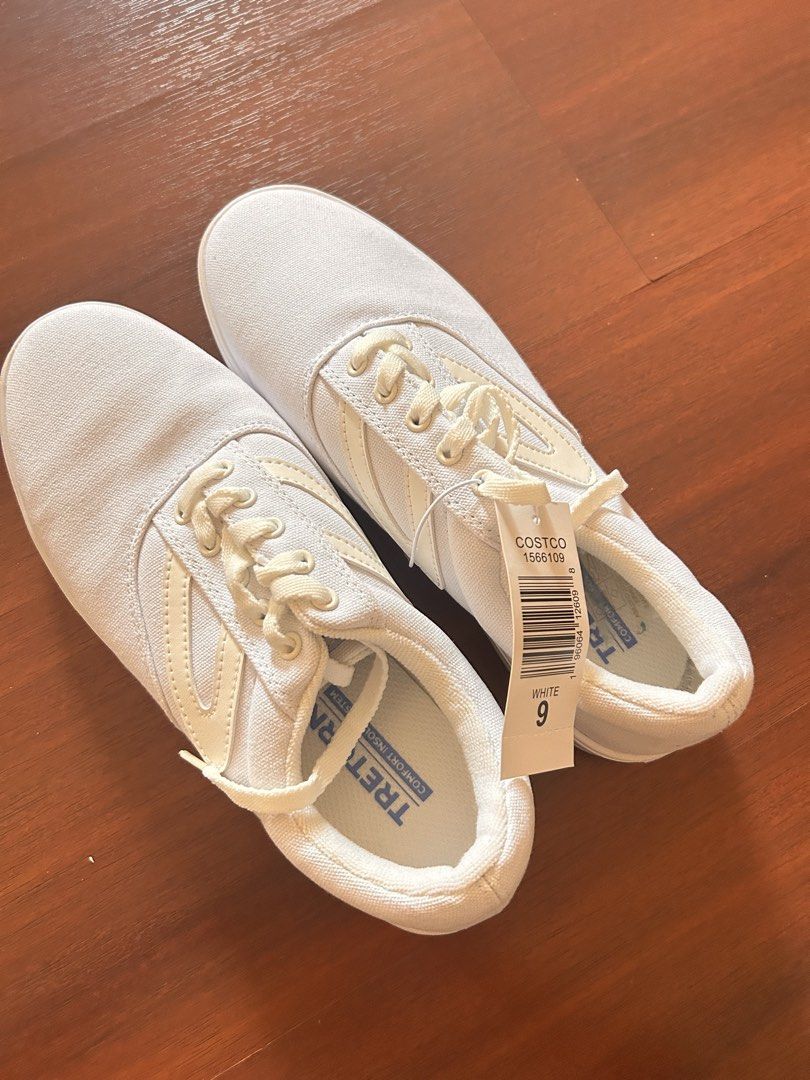 Tretorn White Sneakers Size 9 (Category: Sneakers) located in Las Pinas. Submitted by zzzesells (Listing ID 1430231070, Image 3). Description: - Brand new Tretorn white sneakers - Size 9 - Classic white color - Simple and stylish design.
