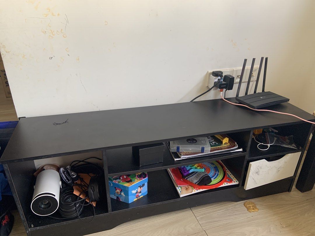 Tv console446837709844654081