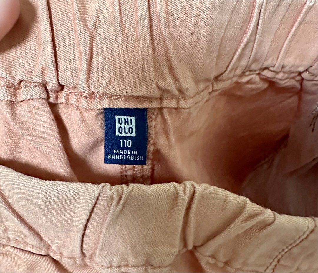 Uniqlo Shorts size 110 (Category: Babies & Kids Fashion) located in General Trias. Submitted by Mikhails_Shop (Listing ID 1430362959, Image 2). Description: General Trias J&T Payment First.