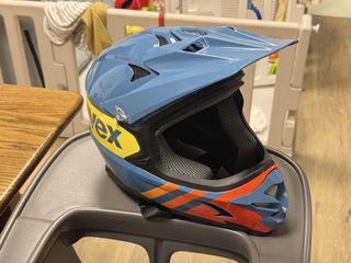 （分類：）位於 。 由 edwinhk28 提交（商品編號 1430325060，圖片 1）。簡介： 。