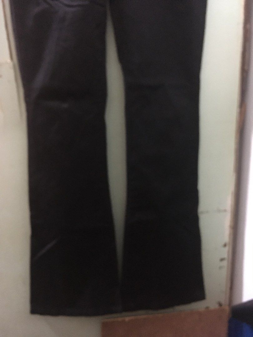Versace Jeans Couture Black Jeans (Category: Luxury Apparel) located in Makati City. Submitted by unloadealr (Listing ID 1430233666, Image 2). Description: or best offer.