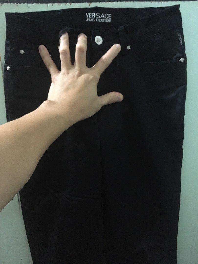 Versace Jeans Couture Black Jeans (Category: Luxury Apparel) located in Makati City. Submitted by unloadealr (Listing ID 1430233666, Image 1). Description: or best offer.