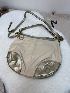 (Category: ) located in . Submitted by coachatelier (Listing ID 1430290089, Image 1). Description: .