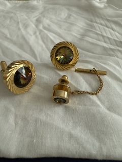 (Category: ) located in . Submitted by grannymama (Listing ID 1430261221, Image 1). Description: .