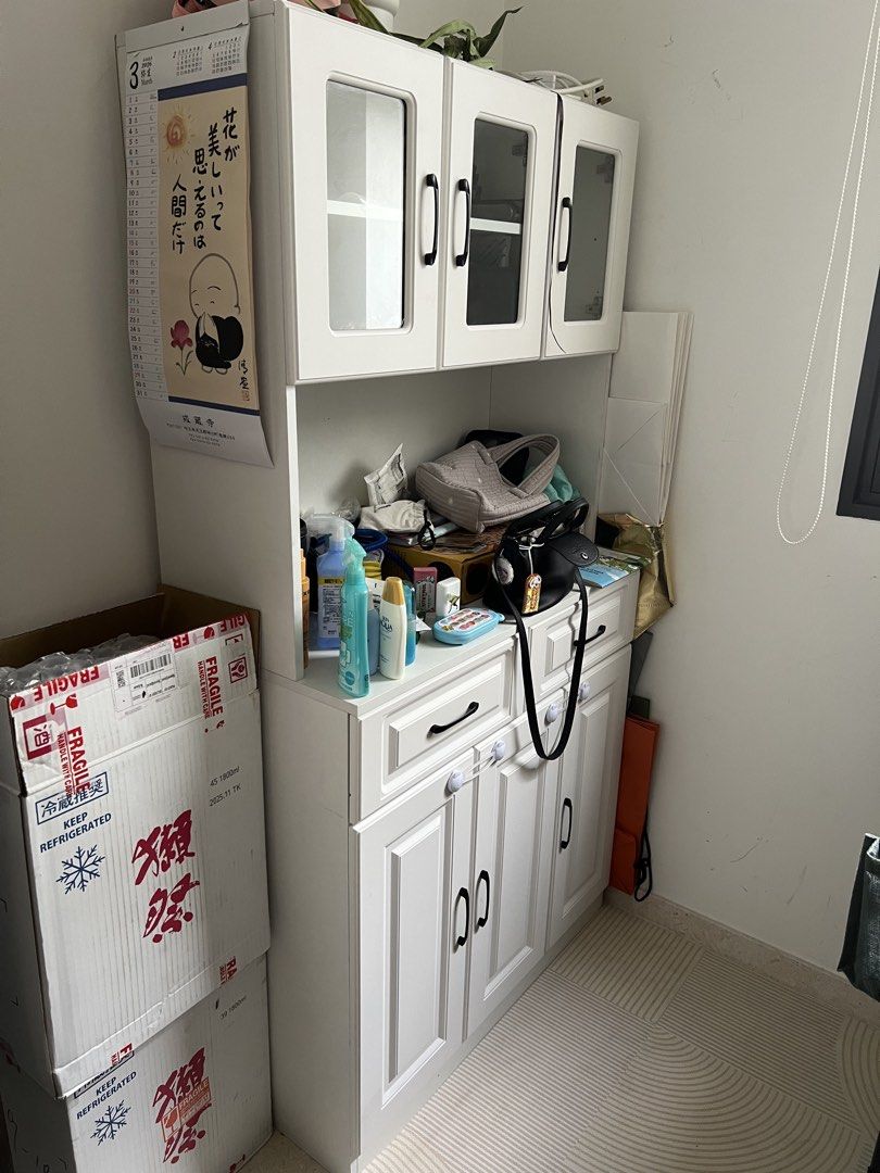 White Kitchen Cabinet with Glass Doors