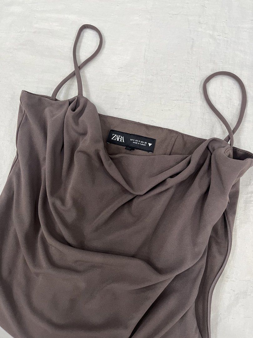 Zara Brown Tulle Draped Corset (Category: Others Tops) located in Quezon City. Submitted by princesssparklee (Listing ID 1430359930, Image 3). Description: No haggling please. Last price is posted. - fits Small - no when worn - adjusted the straps by sewing but can be undone to your sizing and liking. RFS: not using anymore. Decluttering .