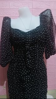 (Category: ) located in . Submitted by mysilvercloset (Listing ID 1430305607, Image 1). Description: .